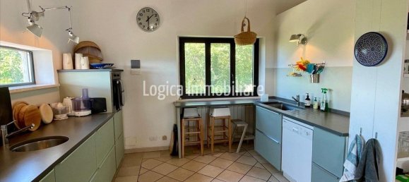 Villa de 5 dormitorios en Ficulle, Italy No. 260457 22
