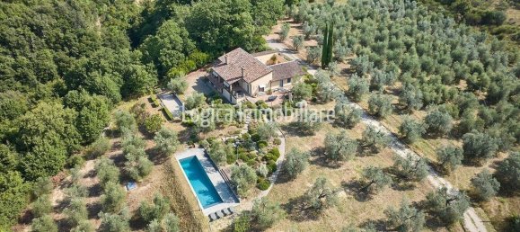 Villa de 5 dormitorios en Ficulle, Italy No. 260457 8