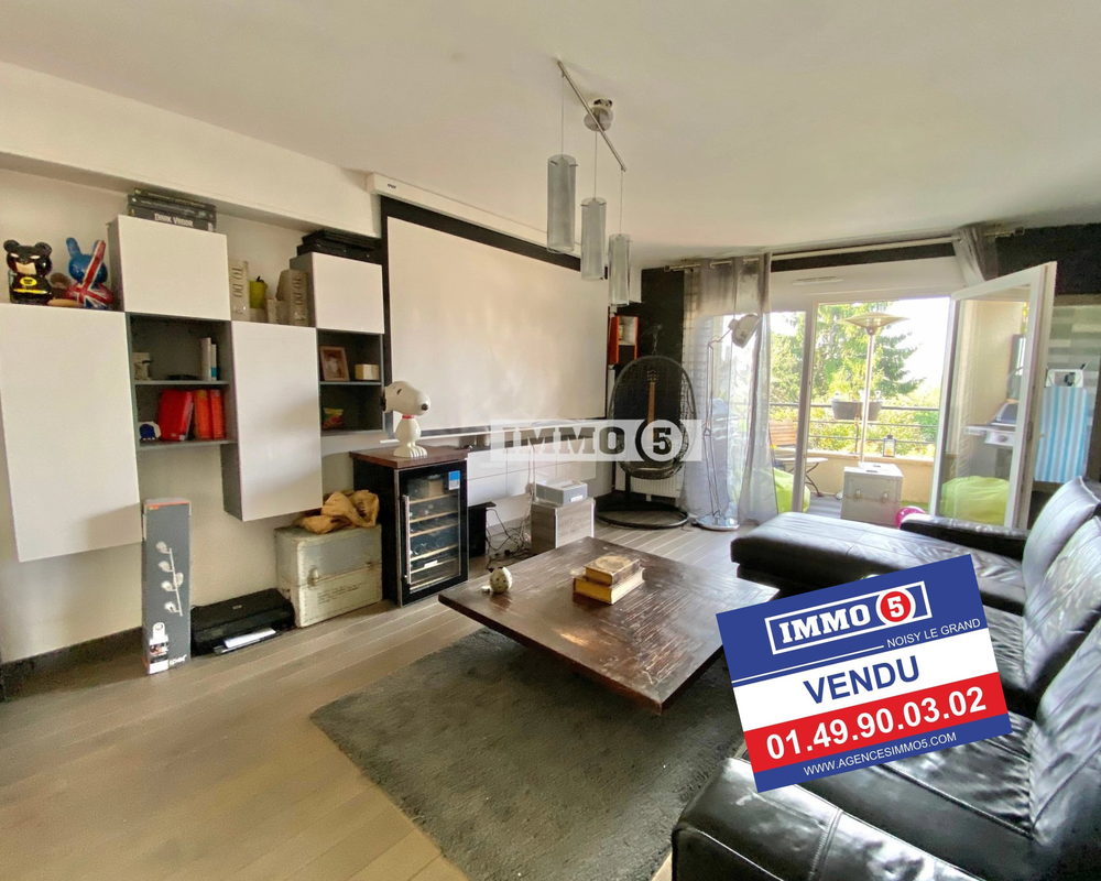 2 Schlafzimmer Wohnung in Noisy-le-Grand, France, Nr. 178575