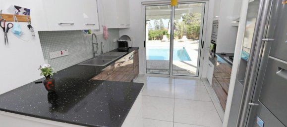 7 Schlafzimmer Villa in Tala, Cyprus, Nr. 22106 17