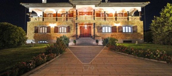 7 bedrooms House in Viana do Castelo, Portugal No. 186696 9