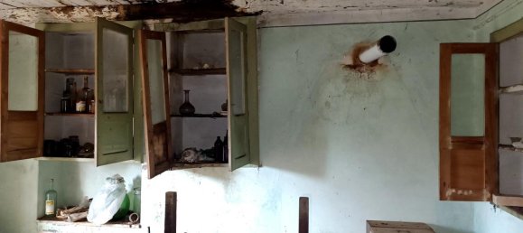 4 rooms House in Arpino, Italy No. 128612 9