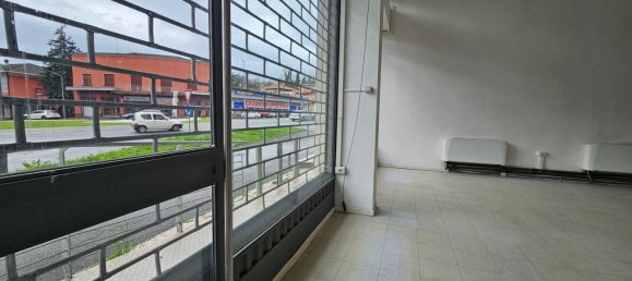  عقار تجاري في Mariano Comense, Italy 120متر مربع رقم 11574 11