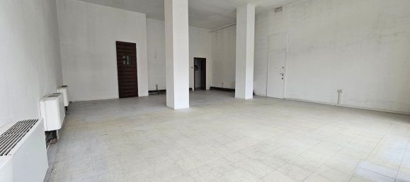  عقار تجاري في Mariano Comense, Italy 120متر مربع رقم 11574 10