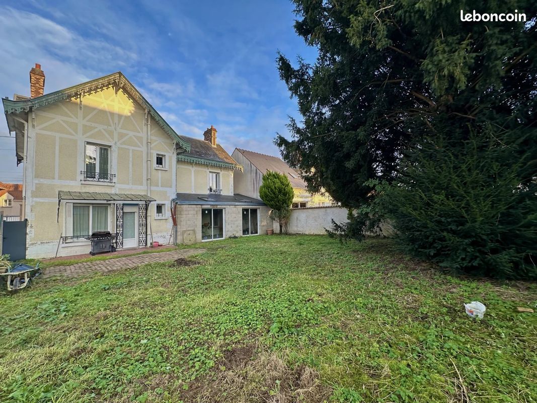 Дом с 6 спальнями в Борнель, Франция № 48156