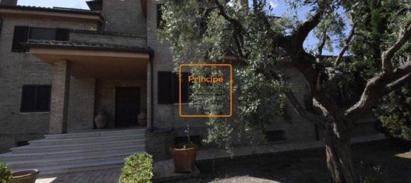 18 bedrooms Villa in Porto San Giorgio, Italy No. 91922 9