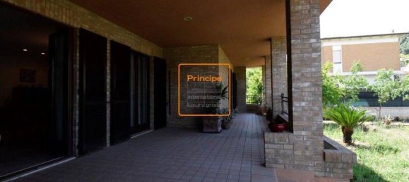 18 bedrooms Villa in Porto San Giorgio, Italy No. 91922 17