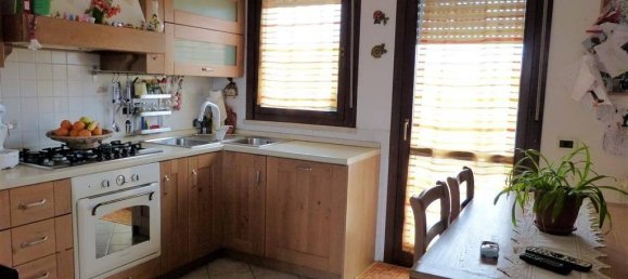 4 rooms Apartment in Viareggio, Italy No. 104001 3