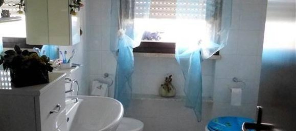 4 rooms Apartment in Viareggio, Italy No. 104001 6