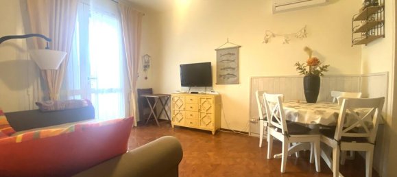 3-salle Appartement à Ravenna, Italy No. 24996 3