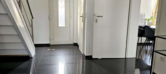 3 Schlafzimmer Doppelhaus in Solingen, Germany, Nr. 112171 8