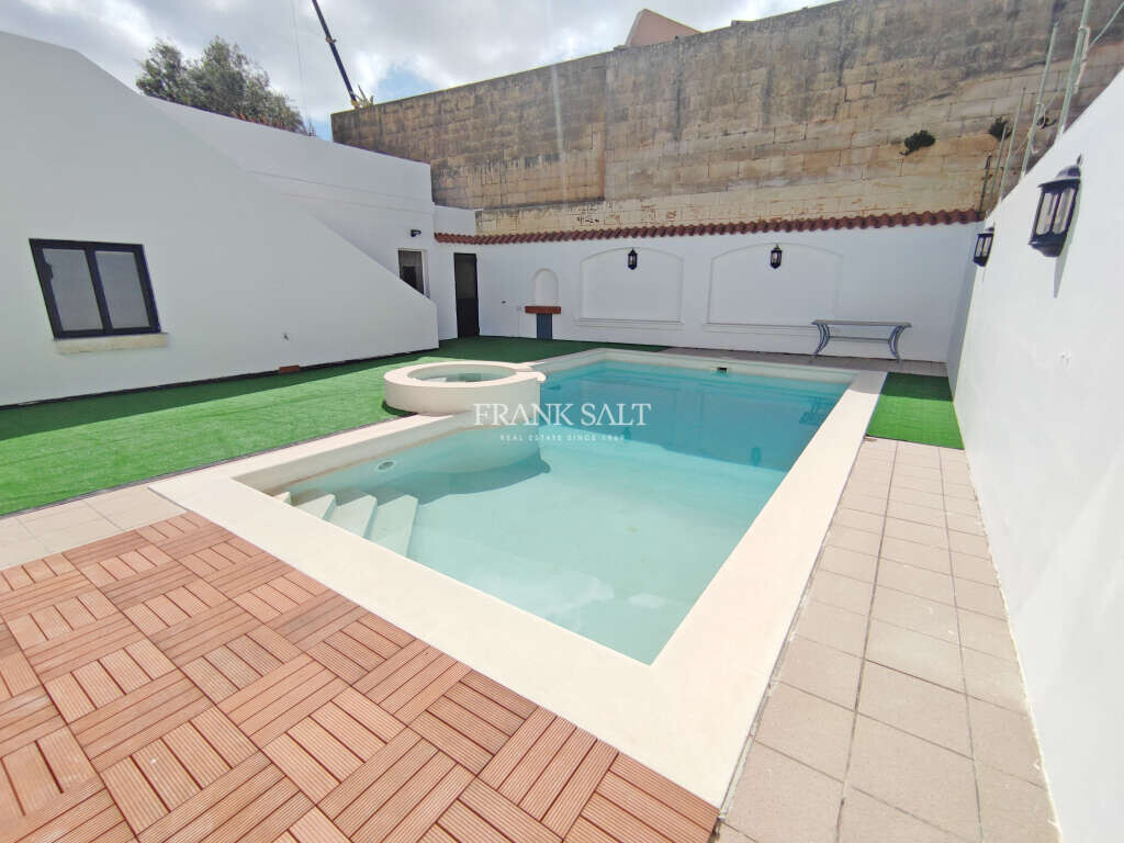 Bungalow T3 em Naxxar, Malta N.º 8403