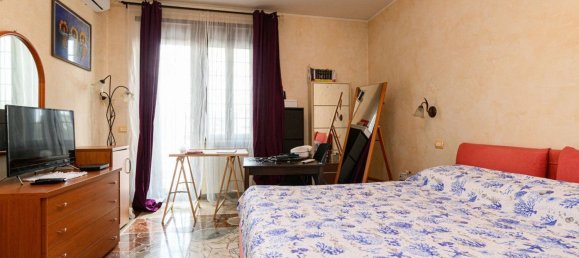 4 bedrooms Apartment in Rome, Italy No. 314272 18