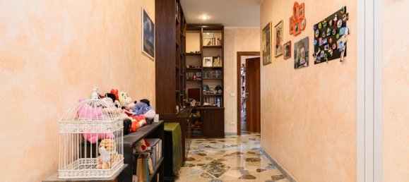 4 bedrooms Apartment in Rome, Italy No. 314272 13