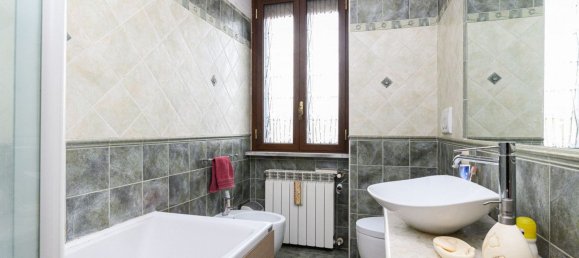 4 bedrooms Apartment in Rome, Italy No. 314272 23