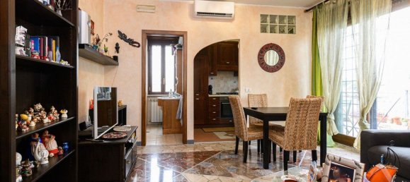 4 bedrooms Apartment in Rome, Italy No. 314272 3