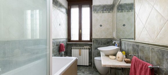 4 bedrooms Apartment in Rome, Italy No. 314272 21