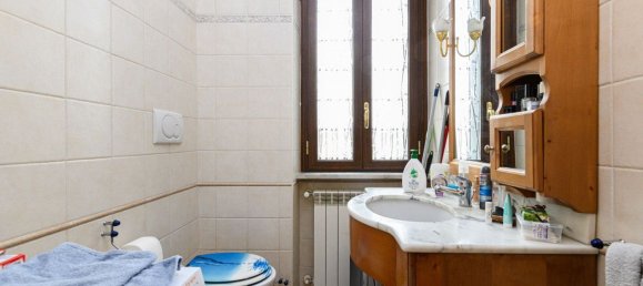 4 bedrooms Apartment in Rome, Italy No. 314272 8