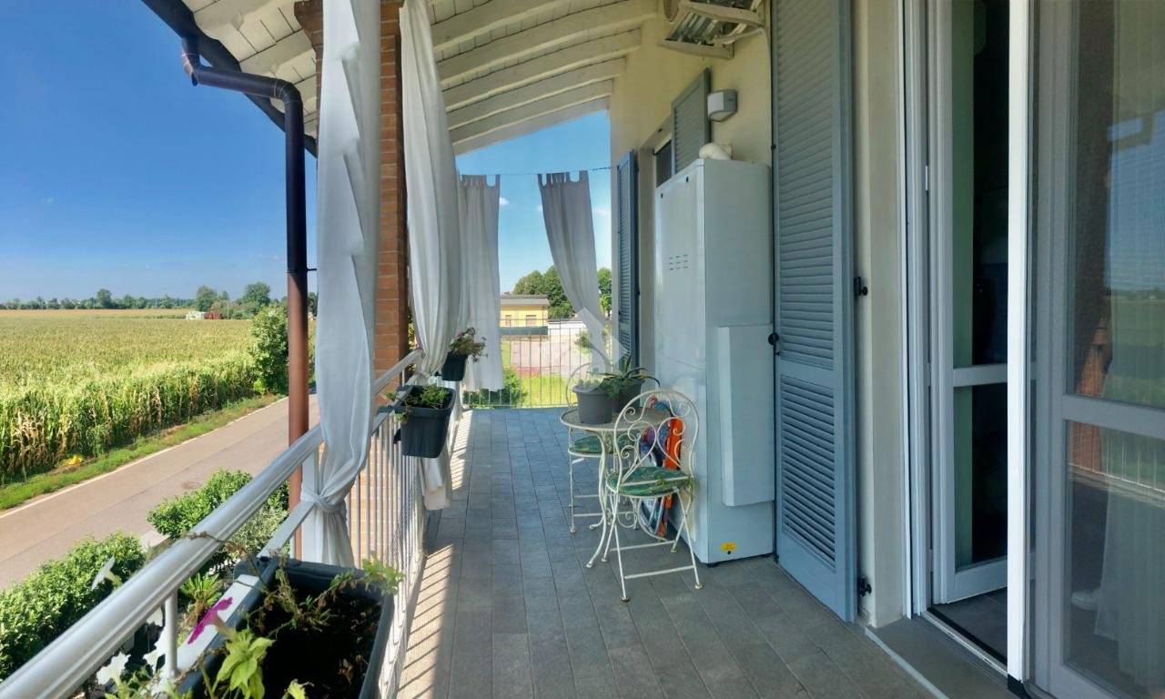 2 bedrooms Apartment in Rovato, Italy No. 368213