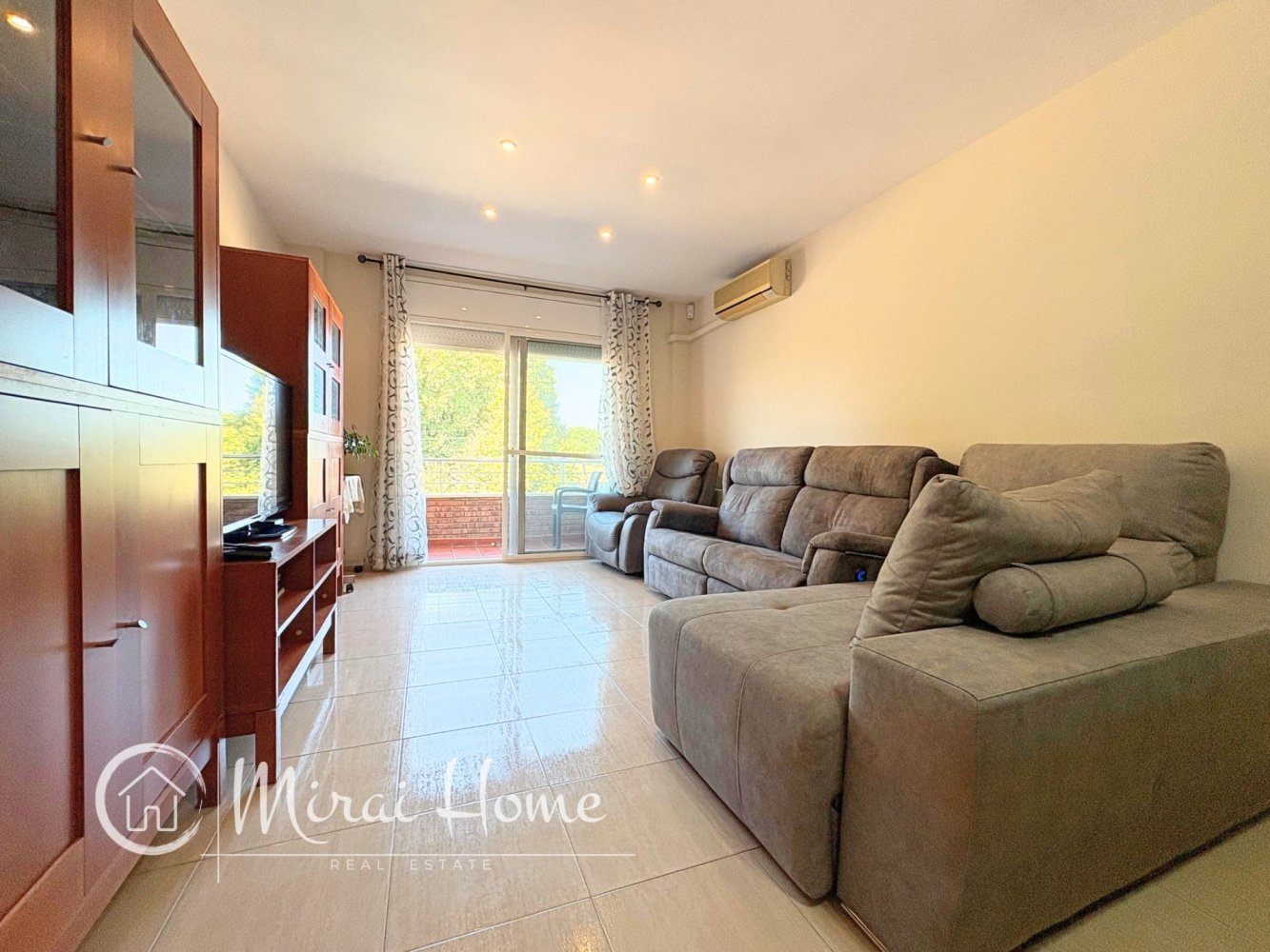 3 bedrooms Apartment in Tordera, Spain No. 135687