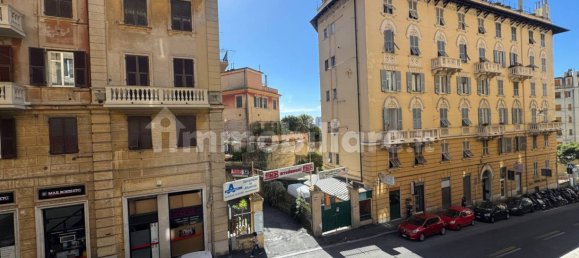 3 bedrooms Apartment in Genoa, Italy No. 371168 6