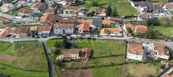 Land in Vila de Cucujaes, Portugal No. 88889 9
