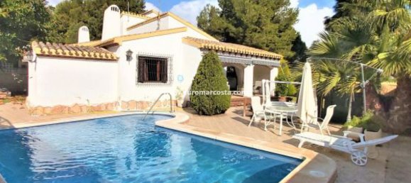 Дом с 4 спальнями в Аликанте, Испания № 128693 2