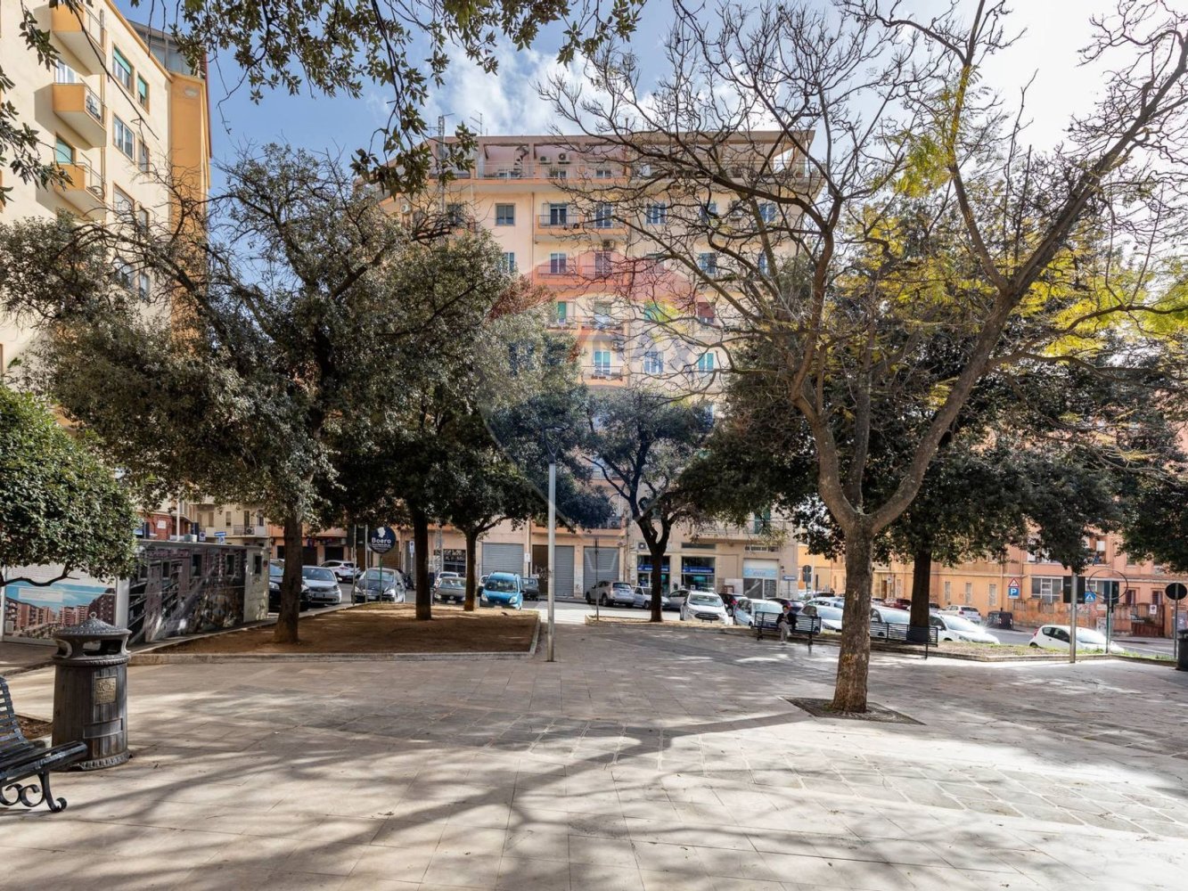 4 bedrooms Apartment in Cagliari, Italy No. 45391