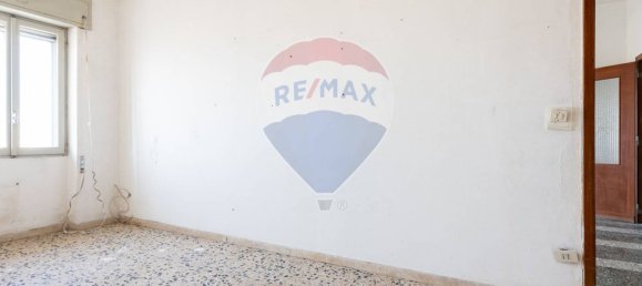 4 bedrooms Apartment in Cagliari, Italy No. 45391 10