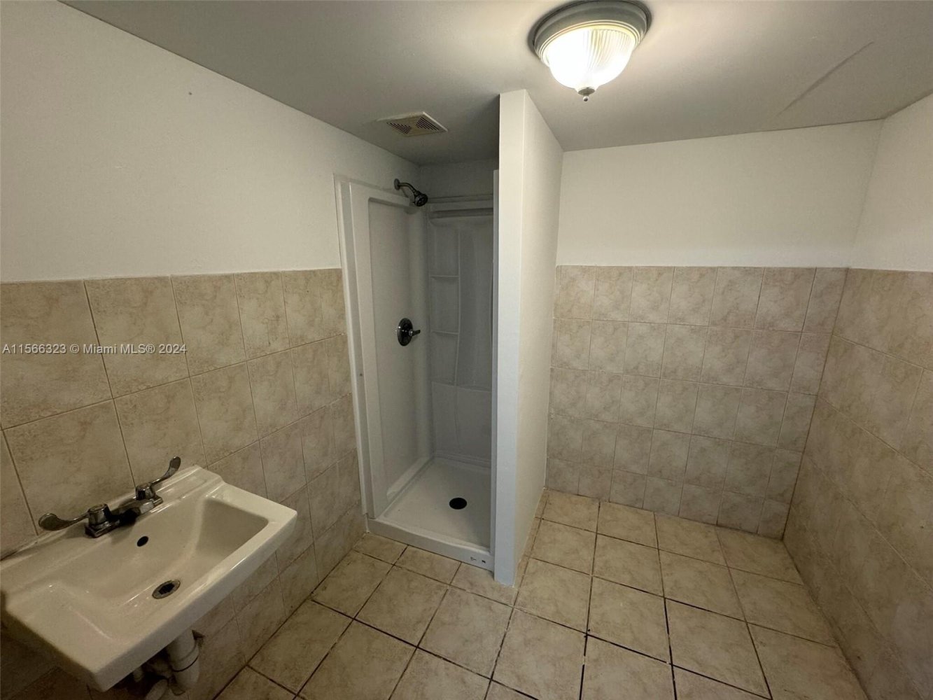 oficina en alquiler en Miami, Miami-Dade, Florida, USA № 613600