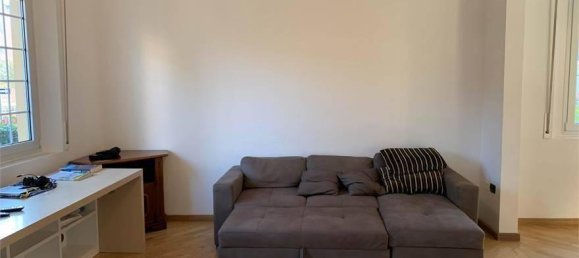 7 rooms Villa in Ferrara, Italy No. 19761 4