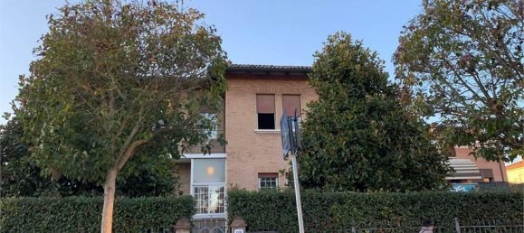 7 rooms Villa in Ferrara, Italy No. 19761 24