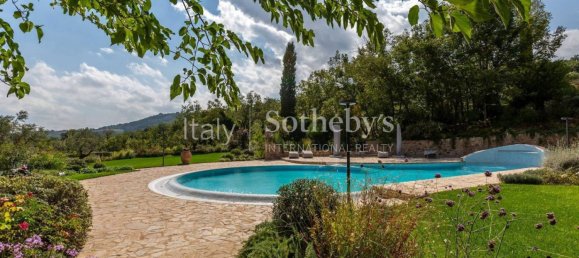 6 bedrooms Villa in Todi, Italy No. 105845 18