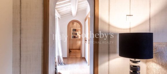 6 bedrooms Villa in Todi, Italy No. 105845 9