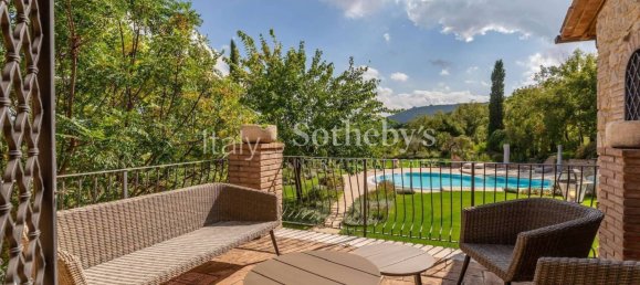 6 bedrooms Villa in Todi, Italy No. 105845 26