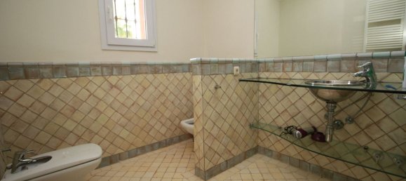 4 bedrooms Villa in Cadiz, Spain No. 280089 2