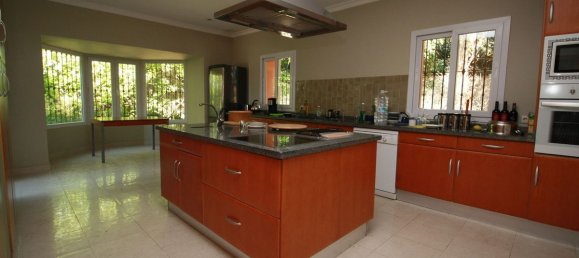 4 bedrooms Villa in Cadiz, Spain No. 280089 12