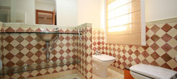 4 bedrooms Villa in Cadiz, Spain No. 280089 17