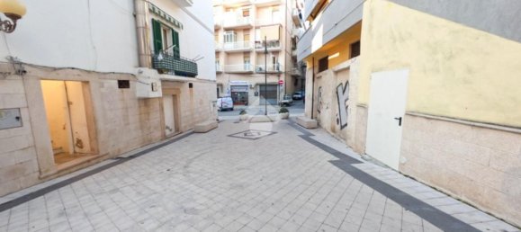 Garaje en Vieste, Italy 47 m² No. 133774 7