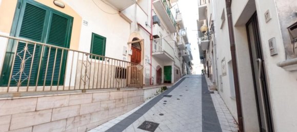 Garaje en Vieste, Italy 47 m² No. 133774 9