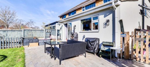 3 bedrooms House in Gloucester, United Kingdom No. 13601 23