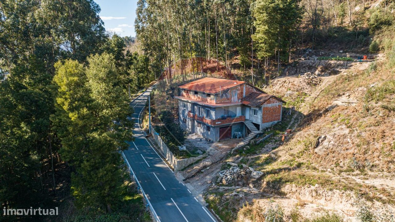 4 bedrooms House in Terras de Bouro, Portugal No. 38814