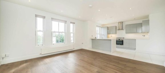 3 Schlafzimmer Wohnung in Surbiton, United Kingdom, Nr. 10252 8