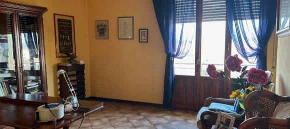 6-Zimmer Penthouse in Empoli, Italy, Nr. 141857 11