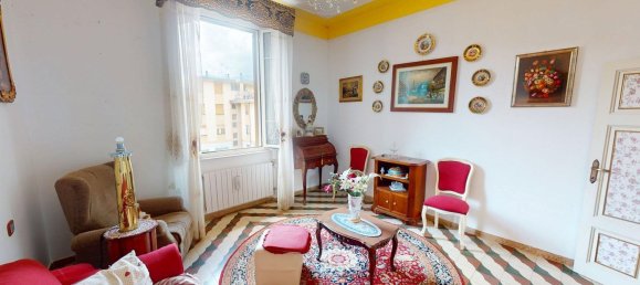 Apartamento de 4 dormitorios en Villafranca in Lunigiana, Italy No. 343458 32