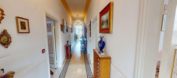 Apartamento de 4 dormitorios en Villafranca in Lunigiana, Italy No. 343458 34