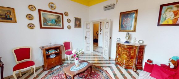 Apartamento de 4 dormitorios en Villafranca in Lunigiana, Italy No. 343458 31