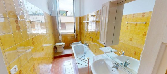 Apartamento de 4 dormitorios en Villafranca in Lunigiana, Italy No. 343458 28