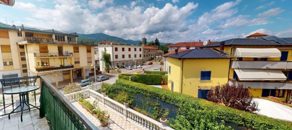 Apartamento de 4 dormitorios en Villafranca in Lunigiana, Italy No. 343458 14