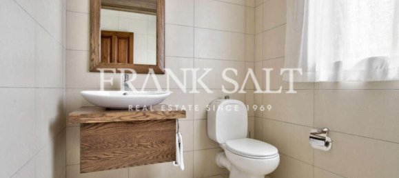 4 bedrooms Villa in Mellieha, Malta No. 7776 14